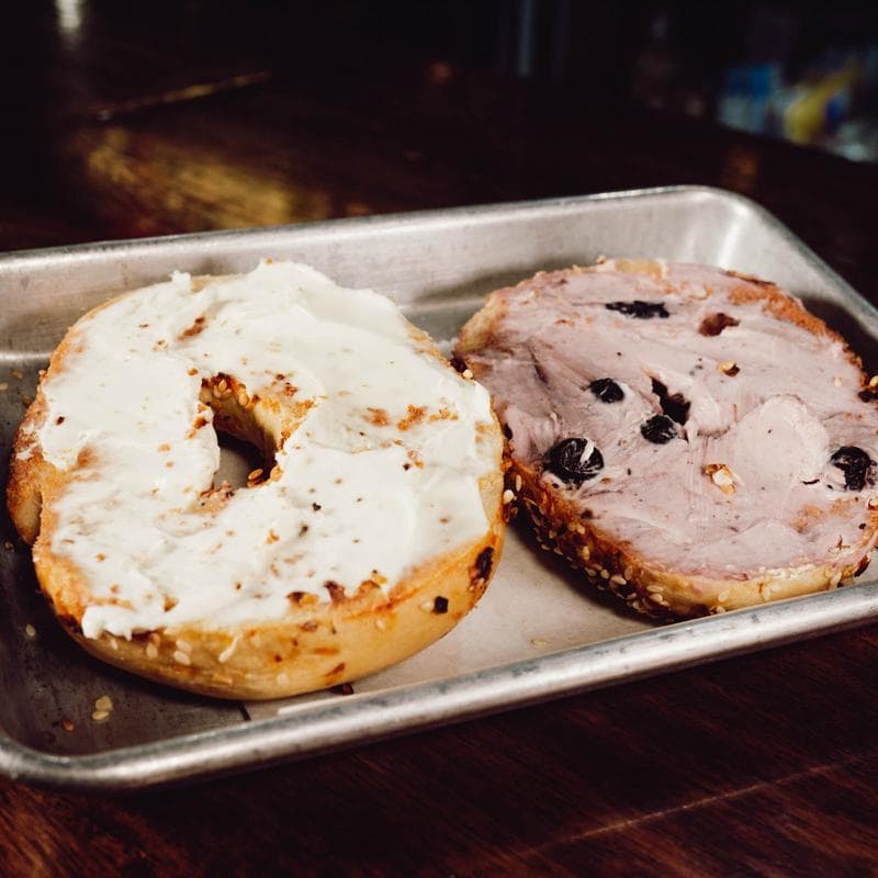Bagel w Cream Cheese